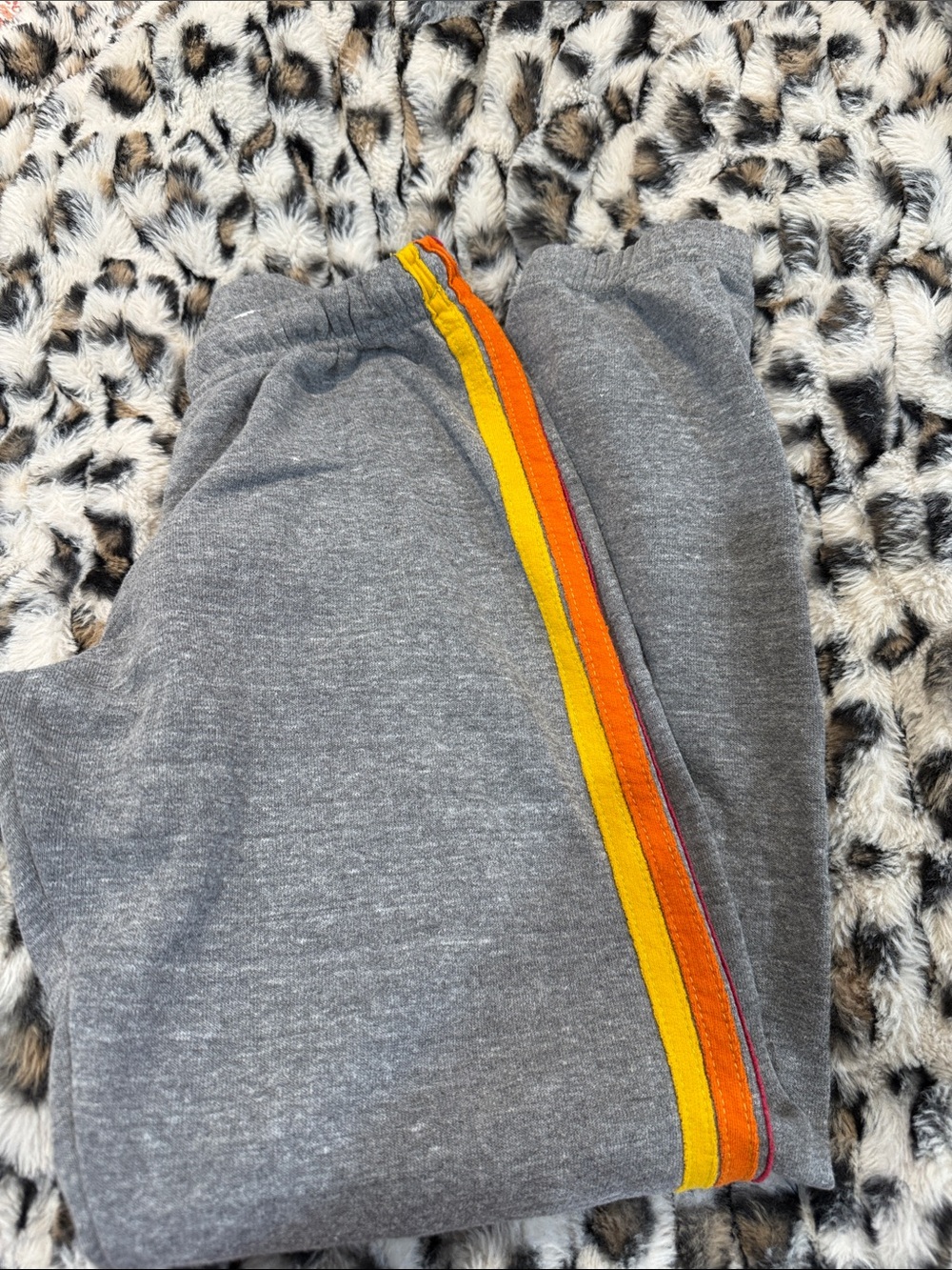 AVIATOR NATION 5 STRIPE SWEATPANTS XS GENTLY USED